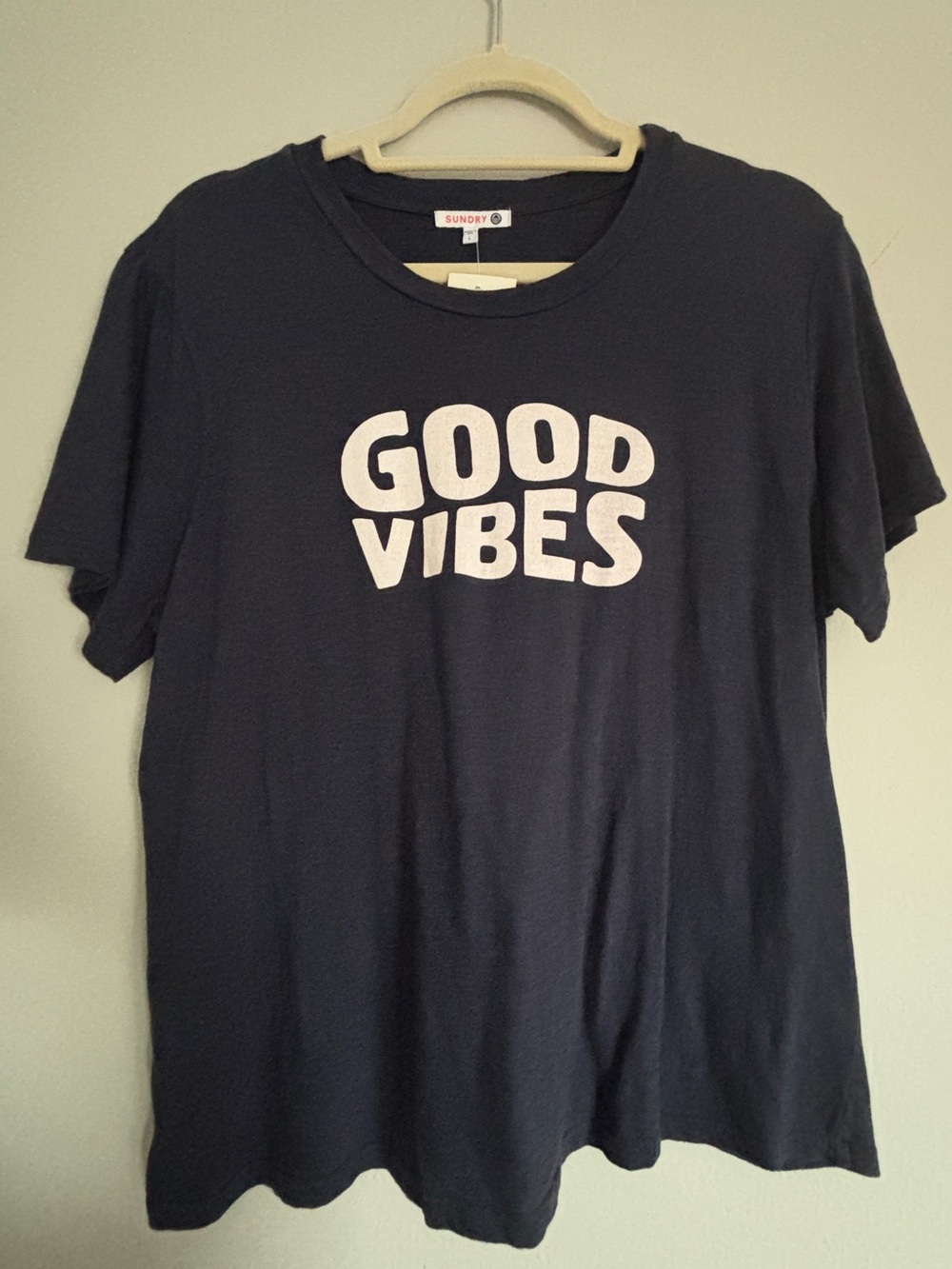 Sundry Good Vibes t shirt